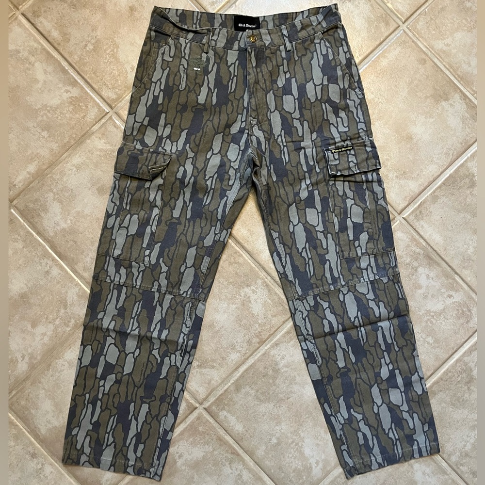 40s & SHORTIES TREELINE CARGO PANTS